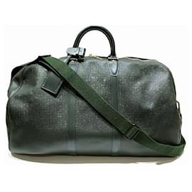 Louis Vuitton-Sac Boston KENDALL GM Taiga de Louis Vuitton-Gris