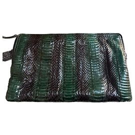 Lanvin Clutch aus Pythonleder Grün Dunkelgrün