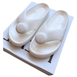 Loewe-Loewe Foam Pepple Sandals-White