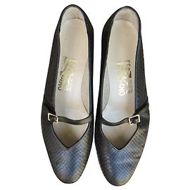 Salvatore Ferragamo Ballerinas aus Python Schwarz Schwarz