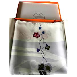 Hermès-Hermès scarf titled 'Brides fleuries' by Hugo Grygkar, new in its box-White,Multiple colors,Grey