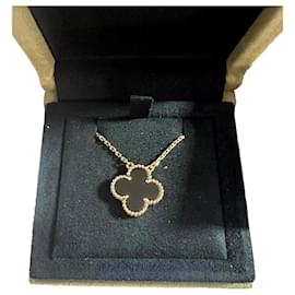 Van Cleef & Arpels Vintage alhambra Black Gold hardware