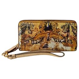 Dolce & Gabbana Cartera de Charol Beige