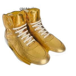 Exclusive Sneakers Chanel collection 19A Doré