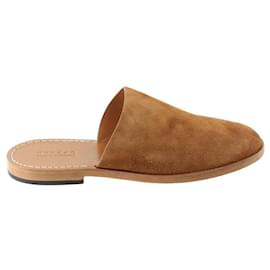 Autre Marque Braune Wildleder-Mules Braun