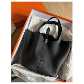Hermès-Hermès Picotin 22 taurillon clemence-Noir