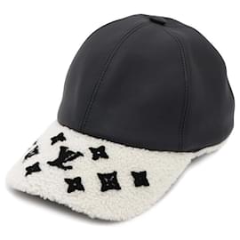 Louis Vuitton-Louis Vuitton Cap in Black and White-Black,White