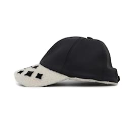 Louis Vuitton-Louis Vuitton Cap in Black and White-Black,White