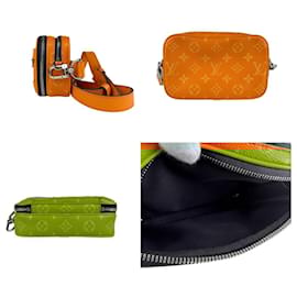 Louis Vuitton-Sac à épaule Taigarama de Louis Vuitton-Orange