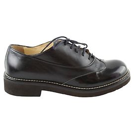 Chanel Scarpe stringate in pelle nera Nero