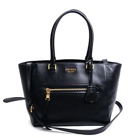 Sac à épaule 2-en-1 Prada en noir Noir