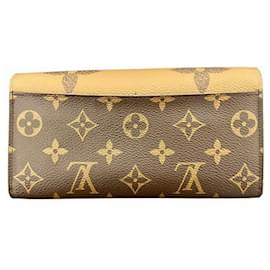 Louis Vuitton-Louis Vuitton Monogram Giant Portefeuille Sarah Wallet-Brown