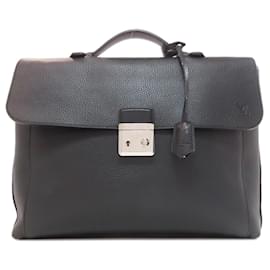 Louis Vuitton-Malette Taurillon Dorian Louis Vuitton-Noir