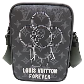Louis Vuitton-Sac à épaule Louis Vuitton Danube PM Monogram Édition Limitée-Noir