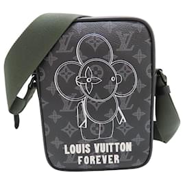 Louis Vuitton-Sac à épaule Louis Vuitton Danube PM Monogram Édition Limitée-Noir
