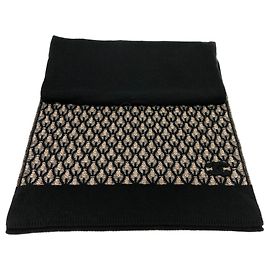 Schwarzer Schal von Chanel Schwarz