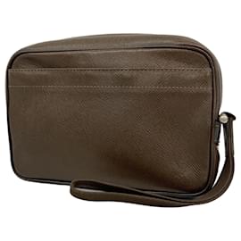 Louis Vuitton-Sac à main Louis Vuitton Clutch Taiga Karuga M30818 Grizzly-Marron