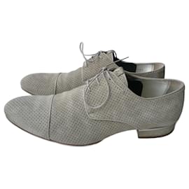 Louis Vuitton-LOUIS VUITTON Beige perforated Derbies 8UK / 42 FR-Beige