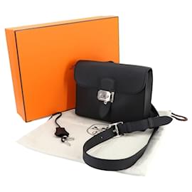 Hermès-Sac à bandoulière Depeche 21 d'Hermès-Noir