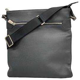 Louis Vuitton-Sac à épaule Sasha Taiga de Louis Vuitton-Autre
