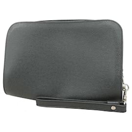 Louis Vuitton-Pochette Baikal en Taiga de Louis Vuitton-Gris