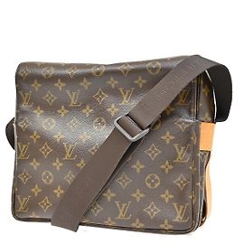 Louis Vuitton Naviglio Marrom