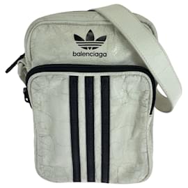Balenciaga-Bolsa de ombro da colaboração Balenciaga Adidas-Preto,Branco