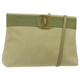 Sac à épaule Salvatore Ferragamo en daim vert or Auth bs25782 Doré Vert