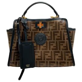 Fendi-Fendi Black Patent Peekaboo Bag with Bag Coat-Black
