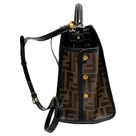 Fendi-Fendi Black Patent Peekaboo Bag with Bag Coat-Black