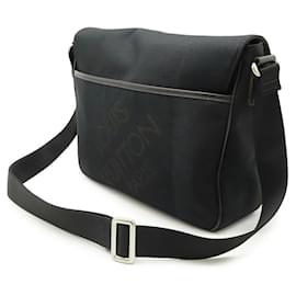 Louis Vuitton-Sac à épaule Petit Messager Damier Géant Louis Vuitton-Noir