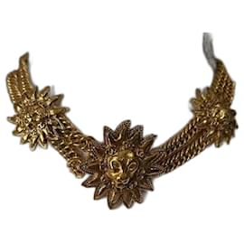 Chanel-Necklaces-Gold hardware
