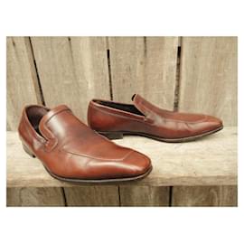 Gucci-Loafers Slip ons-Light brown