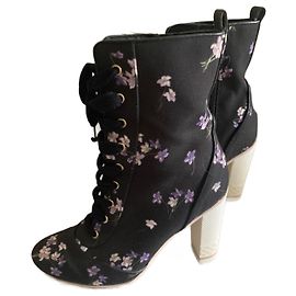 Botas Red Valentino em tecido preto com estampa floral Preto