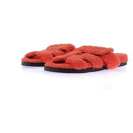 Hermès Lammfell-Sandalen "Zypern" Pink