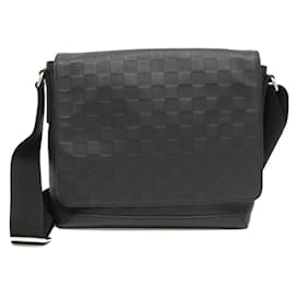 Louis Vuitton-Sac à bandoulière pour homme Louis Vuitton Damier Infini District PM N41033-Noir