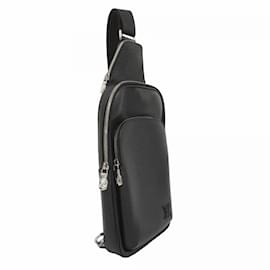 Louis Vuitton-Sac à bandoulière Taiga Avenue Louis Vuitton-Gris