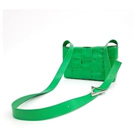 Bottega Veneta-Sac à bandoulière Cassette de Bottega Veneta-Vert
