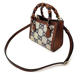 Gucci-Sac à main et sac à épaule Gucci Diana-Marron