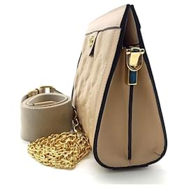 Gucci-Sac à épaule petit en cuir matelassé GG de Gucci-Marron