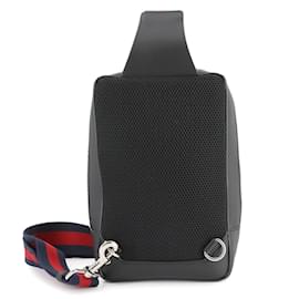 Gucci-Sac à bandoulière Gucci Soft GG Supreme-Noir