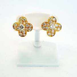 Van Cleef & Arpels-Boucles d'oreilles Trefle Van Cleef & Arpels-Autre