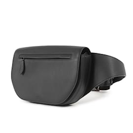 Burberry-Burberry Olympia Grain Leather Waist Bag-Black
