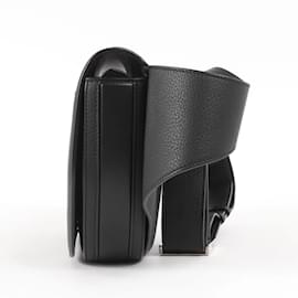Burberry-Burberry Olympia Grain Leather Waist Bag-Black