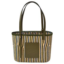 Loewe Khaki Leder Tote Bag Khaki