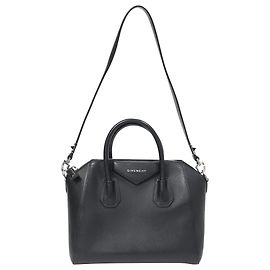 Givenchy Small Antigona Bag in Black Grained Leather Black