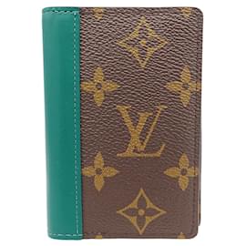 Louis Vuitton-Étui à cartes Monogram Louis Vuitton en vert Bornéo-Autre