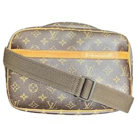Louis Vuitton-Sac à épaule Reporter PM Monogram Louis Vuitton-Marron