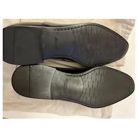 Santoni-Derby-Black