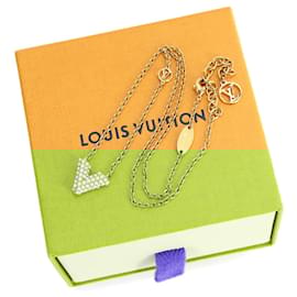 Louis Vuitton-Louis Vuitton Collier Essential V Pearl Necklace-Golden